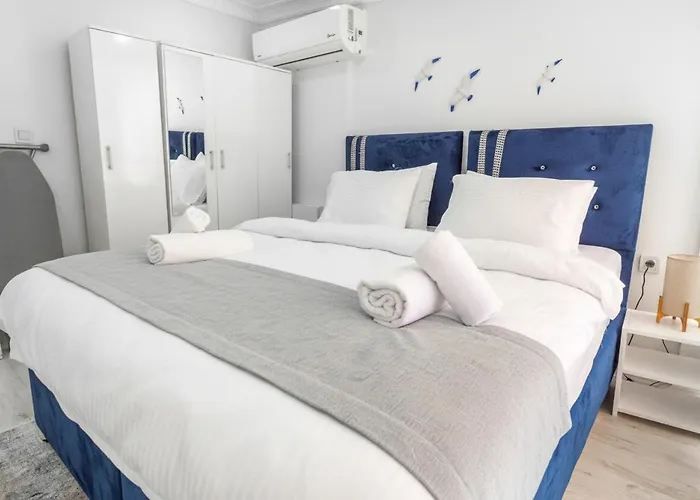 Cozy 1br With Inviting Balcony Apartment Istanbul