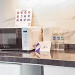 Cozy 1br With Inviting Balcony Daire