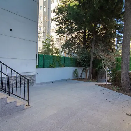 شقة Cozy 1br With Inviting Balcony اسطنبول