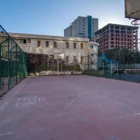 Cozy 1br With Inviting Balcony Daire