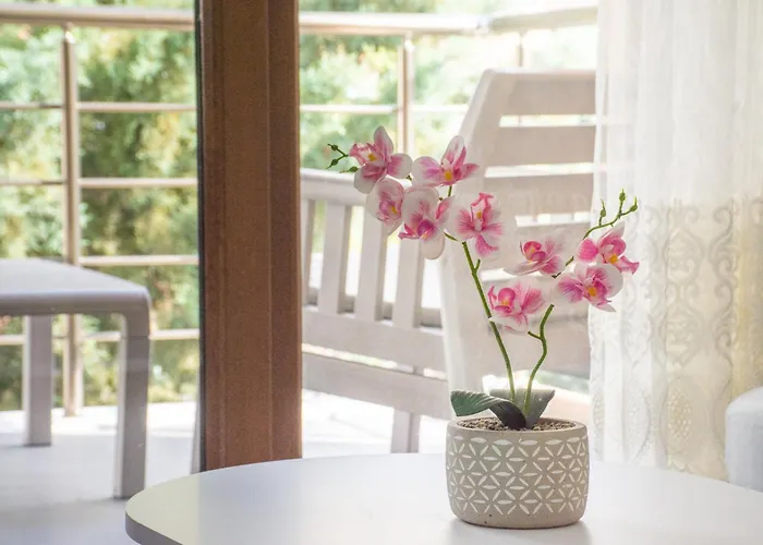 Cozy 1br With Inviting Balcony شقة اسطنبول