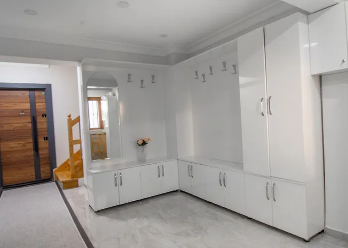 Cozy 1br With Inviting Balcony اسطنبول