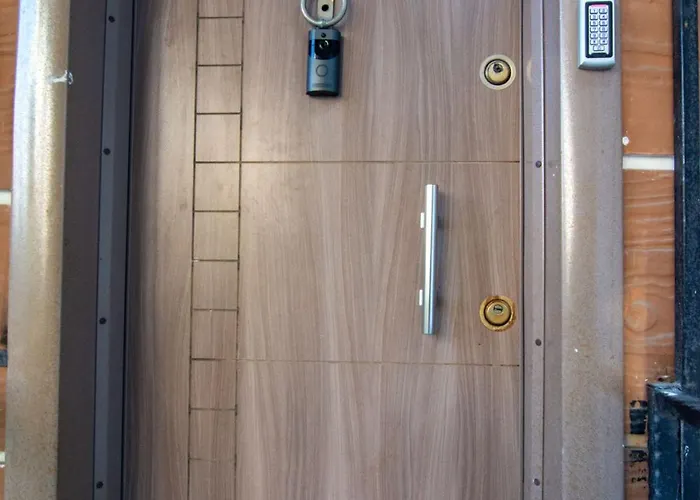 Cozy 1br With Inviting Balcony اسطنبول