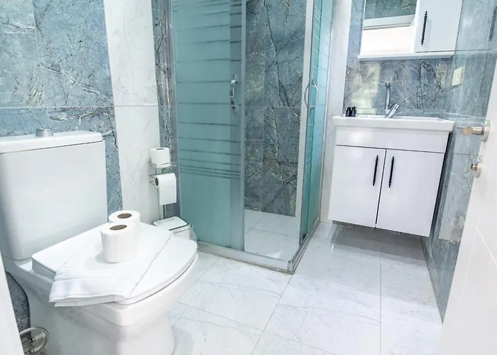 Cozy 1br With Inviting Balcony