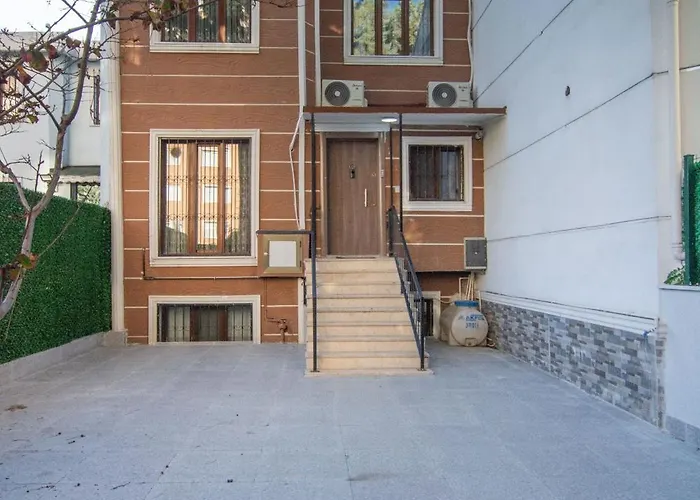 Cozy 1br With Inviting Balcony 公寓 *